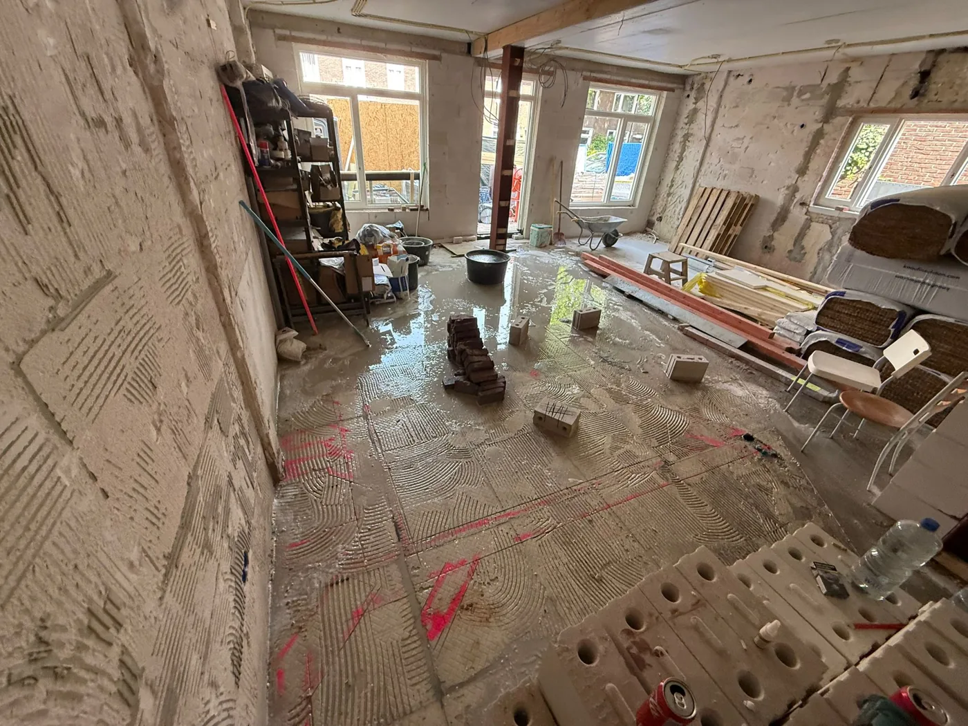 Betonvloer zagen voor riool aanleg in Stratum Eindhoven