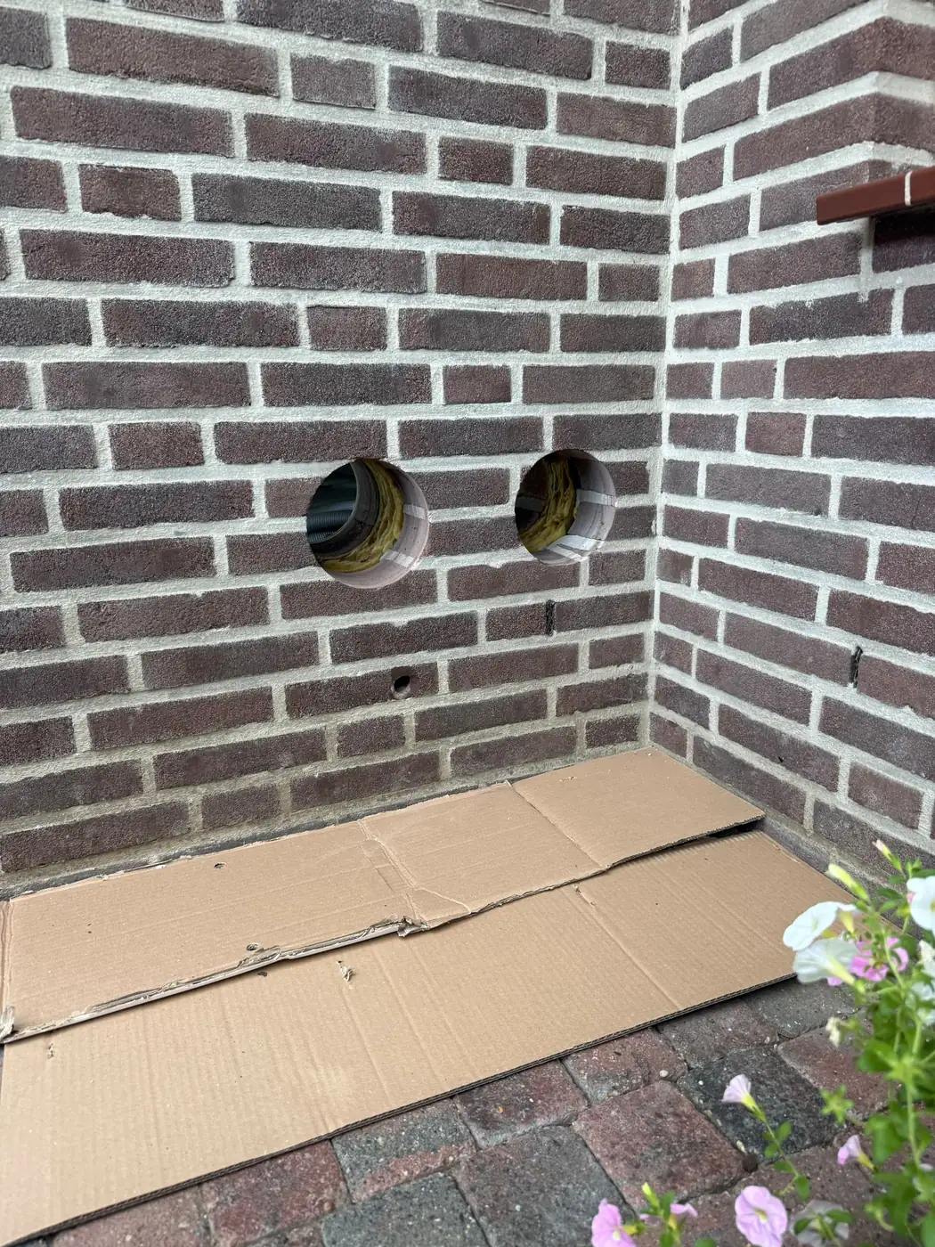 Monoblock airco doorvoer detail in Venray